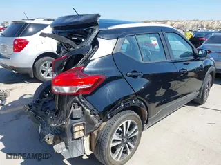 2019 Nissan Kicks S with VIN 3N1CP5CU6KL509670, listed as a IAAI auction lot 41787105 with 94,759 mi miles. Bid and sale history available at carsss.com. Image 4.