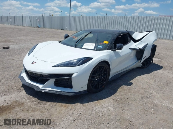 2023 Chevrolet Corvette 3LZ with VIN 1G1YF3D37P5603363, listed as a IAAI auction lot 42176876 with Not provided miles and . Bid and sale history available at DreamBid. Image 17.