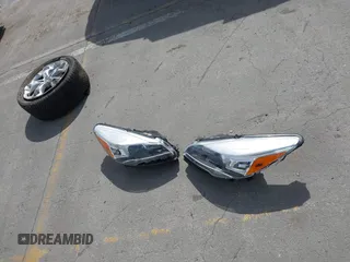 2013 Ford Escape Titanium с VIN 1FMCU0J91DUD39570, выставлен на аукционе IAAI как лот 42014892 с пробегом 55 184 миль миль и . История ставок и продаж доступна на DreamBid. Изображение 11.