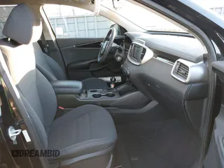 2018 Kia Sorento LX with VIN 5XYPG4A59JG368796, listed as a IAAI auction lot 41321385 with 78,308 mi miles and . Bid and sale history available at DreamBid. Image 5.