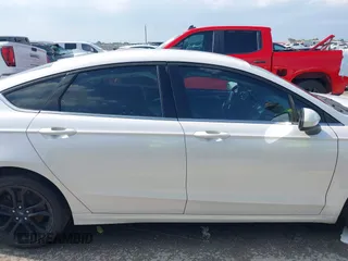2020 Ford Fusion SE with VIN 3FA6P0HD3LR161093, listed as a IAAI auction lot 42127161 with 59,607 mi miles and . Bid and sale history available at DreamBid. Image 13.