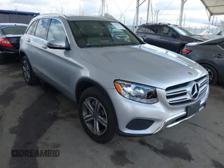 2019 Mercedes-Benz GLC 300 с VIN WDC0G4JB4KV129605, выставлен на аукционе IAAI как лот 42207132 с пробегом 39 743 миль миль и . История ставок и продаж доступна на DreamBid. Изображение 1.
