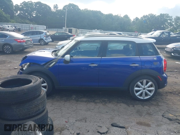2016 MINI Countryman S with VIN WMWZC3C55GWP53633, listed as a IAAI auction lot 42526582 with 58,898 mi miles and . Bid and sale history available at DreamBid. Image 14.