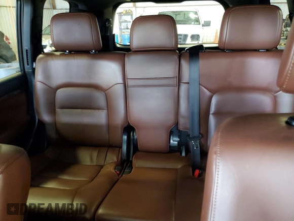 2020 Toyota Land Cruiser z VIN JTMCY7AJ5L4094265, wystawiony jako Copart lot #49725175 z przebiegiem 85 180 mil mil oraz Szkoda całkowita • Salvage title. Historia ofert i sprzedaży dostępna na DreamBid. Obrazek 10.