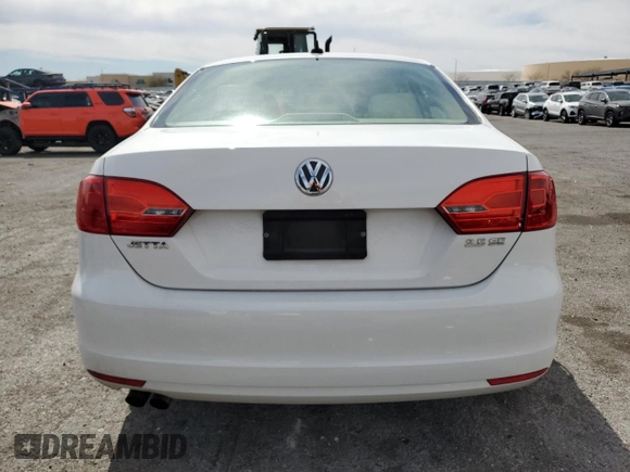 2012 Volkswagen Jetta SE с VIN 3VWDP7AJ1CM301288, выставлен на аукционе Copart как лот 50103315 с пробегом 46 183 миль миль и Списание • Salvage title. История ставок и продаж доступна на DreamBid. Изображение 6.