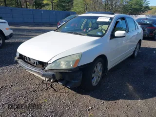 2005 Honda Accord EX with VIN 1HGCM567X5A191089, listed as a IAAI auction lot 42127571 with 195,623 mi miles and . Bid and sale history available at DreamBid. Image 2.