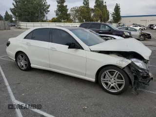 2010 Mercedes-Benz E 550 Luxury with VIN WDDHF7CB7AA032016, listed as a Copart auction lot 88959105 with 165,421 mi miles and Salvage Title. Bid and sale history available at DreamBid. Image 4.