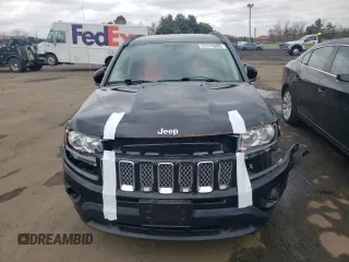 2016 Jeep Compass High Altitude Edition with VIN 1C4NJDEBXGD776207, listed as a Copart auction lot 52576985 with 91,642 mi miles and Salvage Title. Bid and sale history available at carsss.com. Image 5.