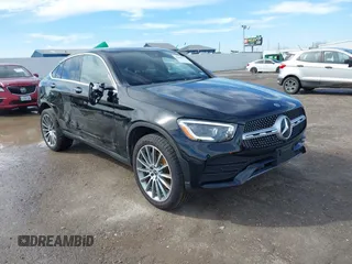2020 Mercedes-Benz GLC with VIN W1N0J8EB2LF823397, listed as a IAAI auction lot 41469142 with 86,252 mi miles. Bid and sale history available at carsss.com. Image 1.