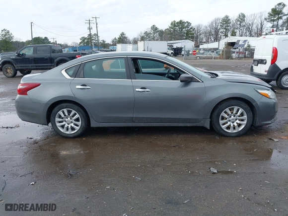 2018 Nissan Altima 2.5 SL with VIN 1N4AL3AP4JC108619, listed as a IAAI auction lot 41467308 with 117,689 mi miles. Bid and sale history available at carsss.com. Image 13.