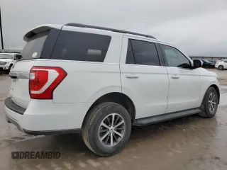 2019 Ford Expedition XLT with VIN 1FMJU1HTXKEA39774, listed as a Copart auction lot 51450225 with 98,790 mi miles and Salvage Title. Bid and sale history available at carsss.com. Image 3.