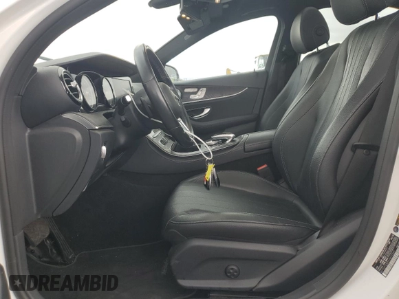 2019 Mercedes-Benz E 450 with VIN WDDZF6JB9KA499389, listed as a Copart auction lot 43795705 with 88,619 mi miles and Clean Title. Bid and sale history available at DreamBid. Image 7.