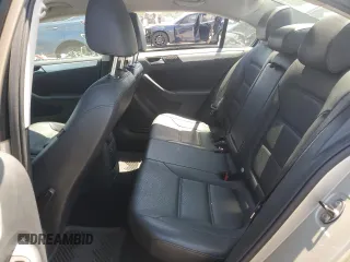2013 Volkswagen Jetta SE z VIN 3VWDP7AJ8DM266802, wystawiony jako Copart lot #56067515 z przebiegiem 73 545 mil mil oraz Szkoda całkowita • Salvage title. Historia ofert i sprzedaży dostępna na DreamBid. Obrazek 10.