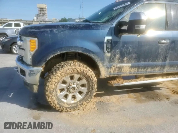 2017 Ford F-250 Lariat с VIN 1FT7W2BT6HEC25411, выставлен на аукционе Copart как лот 55923895 с пробегом 129 664 миль миль и Списание • Salvage title. История ставок и продаж доступна на DreamBid. Изображение 13.