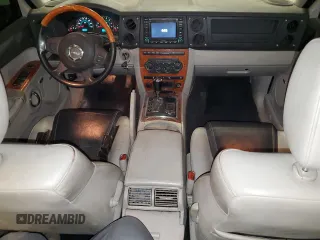 2007 Jeep Commander Overland z VIN 1J8HG68237C610869, wystawiony jako Copart lot #59824675 z przebiegiem 229 092 mil mil oraz Szkoda całkowita • Salvage title. Historia ofert i sprzedaży dostępna na DreamBid. Obrazek 8.