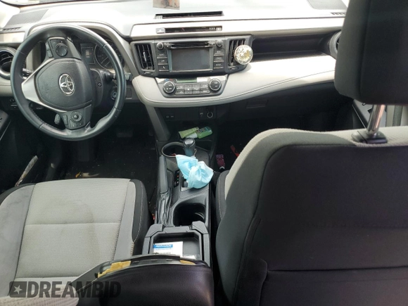 2018 Toyota RAV4 XLE z VIN 2T3WFREVXJW449975, wystawiony jako Copart lot #63962615 z przebiegiem 78 410 mil mil oraz Szkoda całkowita • Salvage title. Historia ofert i sprzedaży dostępna na DreamBid. Obrazek 8.