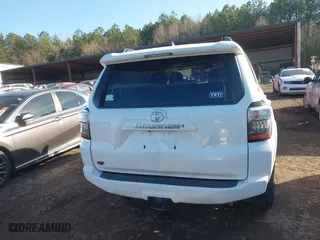 2019 Toyota 4Runner SR5 with VIN JTEBU5JR9K5654200, listed as a IAAI auction lot 41307016 with 158,643 mi miles. Bid and sale history available at carsss.com. Image 16.