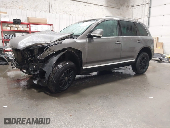 2008 Volkswagen Touareg V6 с VIN WVGBE77L18D028912, выставлен на аукционе IAAI как лот 41615381 с пробегом 182 982 миль миль и . История ставок и продаж доступна на DreamBid. Изображение 17.