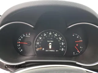 2015 Kia Sorento SX with VIN 5XYKW4A70FG637550, listed as a Copart auction lot 41366245 with 117,592 mi miles and Salvage Title. Bid and sale history available at carsss.com. Image 9.