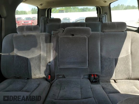2006 Chevrolet Suburban LS with VIN 1GNFK16Z46J169710, listed as a Copart auction lot 63483724 with 302,259 mi miles and Non Repairable. Bid and sale history available at carsss.com. Image 10.