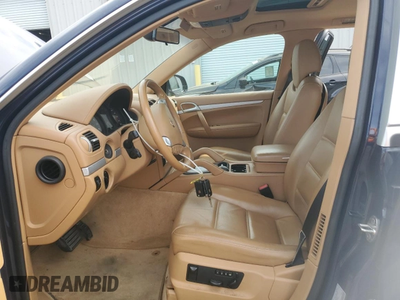 2006 Porsche Cayenne with VIN WP1AA29P06LA21255, listed as a Copart auction lot 70657014 with 112,367 mi miles and Salvage Title. Bid and sale history available at carsss.com. Image 7.