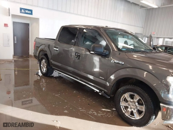2015 Ford F-150 XL with VIN 1FTEW1CG2FKE36882, listed as a IAAI auction lot 41364096 with 143,167 mi miles. Bid and sale history available at carsss.com. Image 17.