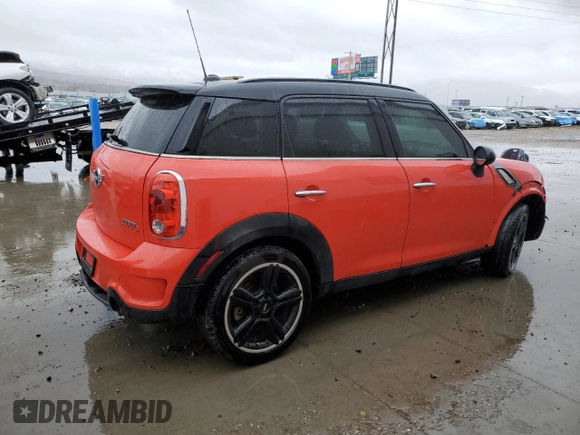2012 MINI Countryman S with VIN WMWZC3C58CWM27870, listed as a Copart auction lot 46924325 with 117,911 mi miles and Salvage Title. Bid and sale history available at DreamBid. Image 3.