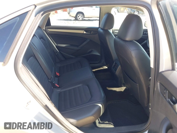 2015 Volkswagen Passat Sport с VIN 1VWBT7A36FC003247, выставлен на аукционе IAAI как лот 42468859 с пробегом 187 336 миль миль и . История ставок и продаж доступна на DreamBid. Изображение 8.