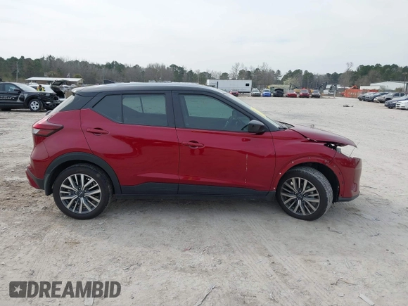 2024 Nissan Kicks SV with VIN 3N1CP5CV5RL574092, listed as a IAAI auction lot 41792156 with 9,956 mi miles. Bid and sale history available at carsss.com. Image 14.