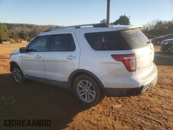 2013 Ford Explorer XLT with VIN 1FM5K7D86DGB17972, listed as a Copart auction lot 88919735 with 157,401 mi miles and Salvage Title. Bid and sale history available at carsss.com. Image 2.