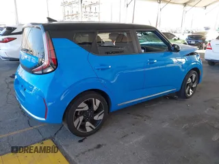 2023 Kia Soul GT-Line with VIN KNDJ53AUXP7193929, listed as a IAAI auction lot 41831491 with 34,200 mi miles. Bid and sale history available at carsss.com. Image 4.