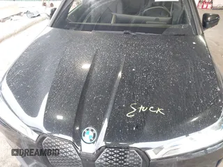 2025 BMW iX xDrive50 z VIN WB523CF08SCS59616, wystawiony jako IAAI lot #41666047 z przebiegiem 3 629 mil mil oraz . Historia ofert i sprzedaży dostępna na DreamBid. Obrazek 10.