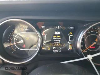 2020 Jeep Gladiator Overland with VIN 1C6HJTFGXLL181768, listed as a Copart auction lot 46243555 with 62,992 mi miles and Salvage title. Bid and sale history available at DreamBid. Image 9.