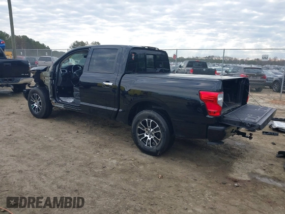 2021 Nissan Titan SV z VIN 1N6AA1EF9MN523477, wystawiony jako IAAI lot #41536972 z przebiegiem 47 917 mil mil oraz . Historia ofert i sprzedaży dostępna na DreamBid. Obrazek 3.