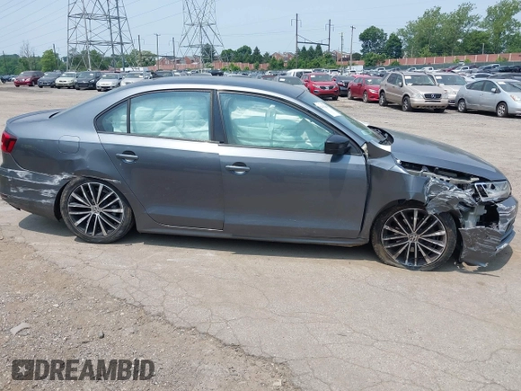 2015 Volkswagen Jetta SE with VIN 3VWD17AJ3FM400653, listed as a IAAI auction lot 42436240 with 149,022 mi miles and . Bid and sale history available at DreamBid. Image 14.