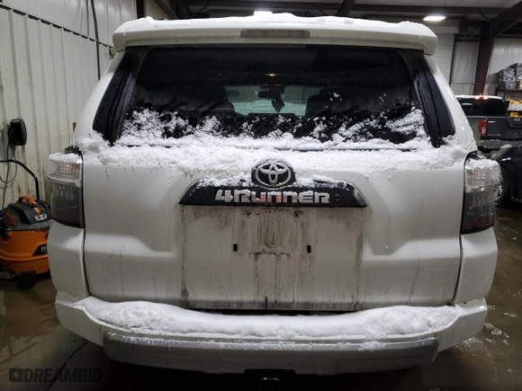 2023 Toyota 4Runner TRD Off Road Premium with VIN JTERU5JR5P6161193, listed as a Copart auction lot 41965895 with 21,065 mi miles and Salvage Title. Bid and sale history available at carsss.com. Image 6.