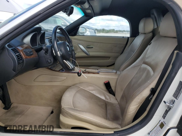 2006 BMW Z4 3.0si with VIN 4USBU53556LX00647, listed as a Copart auction lot 83436974 with 70,077 mi miles and Salvage title. Bid and sale history available at DreamBid. Image 7.