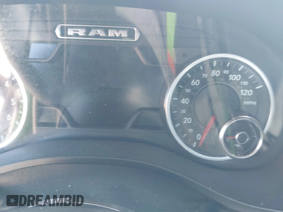 2019 Ram 1500 Big Horn z VIN 1C6RRFFG8KN710927, wystawiony jako IAAI lot #41850421 z przebiegiem 66 007 mil mil oraz . Historia ofert i sprzedaży dostępna na DreamBid. Obrazek 7.