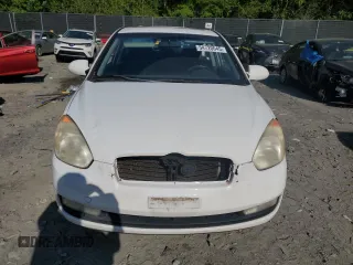 2008 Hyundai Accent SE z VIN KMHCN36C48U056976, wystawiony jako Copart lot #54720645 z przebiegiem 203 148 mil mil oraz Szkoda całkowita • Salvage title. Historia ofert i sprzedaży dostępna na DreamBid. Obrazek 5.