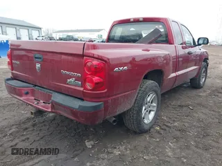 2011 Ram Dakota Bighorn/Lonestar with VIN 1D7RW3BK5BS598749, listed as a IAAI auction lot 41497148 with 154,691 mi miles. Bid and sale history available at carsss.com. Image 4.