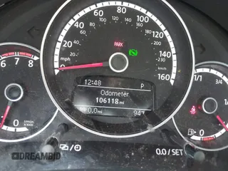 2015 Volkswagen Beetle Classic с VIN 3VW517AT4FM809038, выставлен на аукционе IAAI как лот 42621859 с пробегом 106 118 миль миль и . История ставок и продаж доступна на DreamBid. Изображение 15.