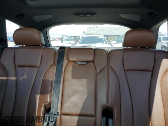 2017 Audi Q7 Premium Plus z VIN WA1LAAF71HD034452, wystawiony jako Copart lot #64116545 z przebiegiem 85 171 mil mil oraz Czysty tytuł • Clean title. Historia ofert i sprzedaży dostępna na DreamBid. Obrazek 10.