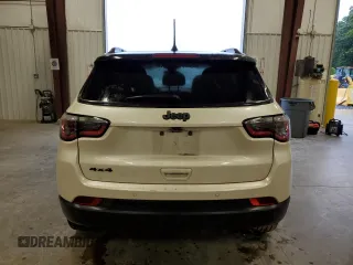 2019 Jeep Compass Limited with VIN 3C4NJDCB8KT729537, listed as a Copart auction lot 57814315 with 67,484 mi miles and Salvage title. Bid and sale history available at DreamBid. Image 6.