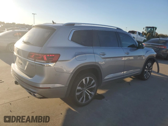 2023 Volkswagen Atlas SEL Premium R-Line z VIN 1V2FR2CA2PC507537, wystawiony jako Copart lot #81103714 z przebiegiem 28 553 mil mil oraz Szkoda całkowita • Salvage title. Historia ofert i sprzedaży dostępna na DreamBid. Obrazek 3.