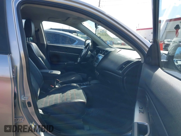 2018 Mitsubishi Outlander SE with VIN JA4AR3AW1JU005095, listed as a IAAI auction lot 41834921 with 127,137 mi miles and . Bid and sale history available at DreamBid. Image 5.