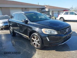 2015 Volvo XC60 z VIN YV449MDB8F2624455, wystawiony jako IAAI lot #40555329 z przebiegiem 187 580 mil mil oraz . Historia ofert i sprzedaży dostępna na DreamBid. Obrazek 1.