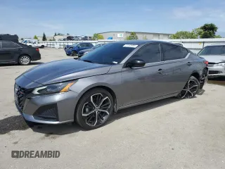 2024 Nissan Altima SR z VIN 1N4BL4CV6RN417580, wystawiony jako Copart lot #57453985 z przebiegiem 14 924 mil mil oraz Szkoda całkowita • Salvage title. Historia ofert i sprzedaży dostępna na DreamBid. Obrazek 1.