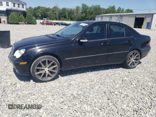 2002 Mercedes-Benz C 230/260/280/320 z VIN WDBRF61J12F276797, wystawiony jako Copart lot #62226235 z przebiegiem Nie podano mil oraz Czysty tytuł • Clean title. Historia ofert i sprzedaży dostępna na DreamBid. Obrazek 1.