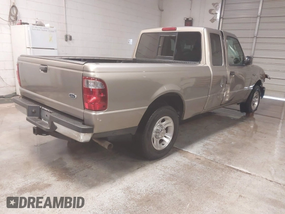 2004 Ford Ranger XLT Appearance with VIN 1FTYR44E24PA93199, listed as a IAAI auction lot 41379700 with 178,609 mi miles. Bid and sale history available at carsss.com. Image 4.