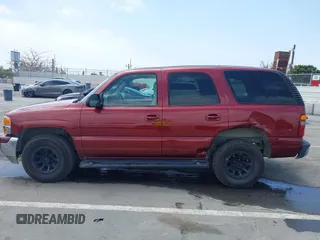 2001 GMC Yukon SLT z VIN 1GKEC13T21J193583, wystawiony jako IAAI lot #42281458 z przebiegiem 369 863 mil mil oraz . Historia ofert i sprzedaży dostępna na DreamBid. Obrazek 6.